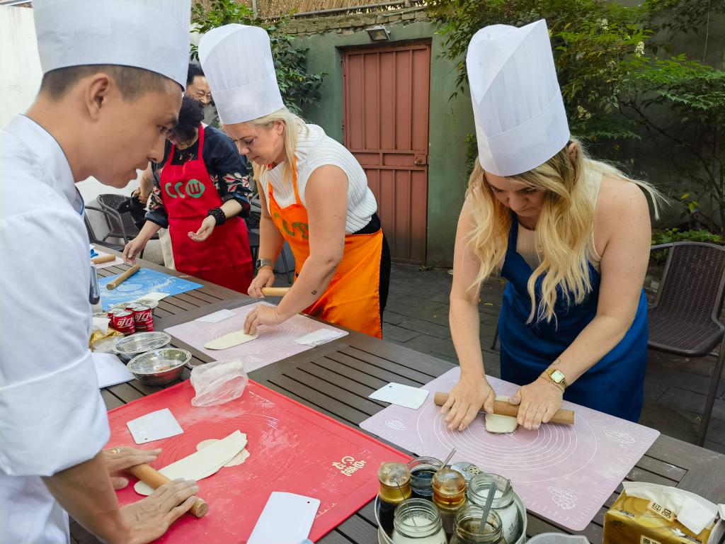 从“Shanghai Pass”到“做一天上海人” 上海入境旅游体验更多元更便捷(图4) 从“Shanghai Pass”到“做一天上海人” 上海入境旅游体验更多元更便捷(图4)